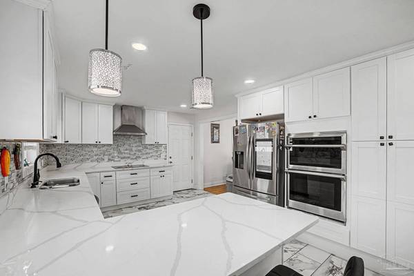 4401 N 12th Ave, Pensacola, FL 32503