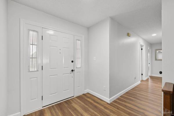 10666 Macgregor Dr, Pensacola, FL 32514