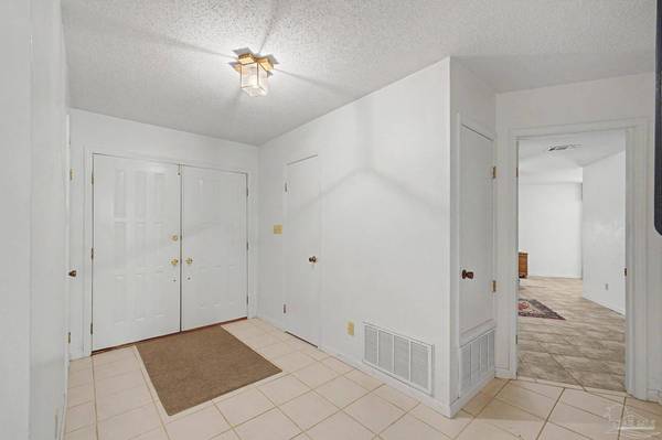 3714 Wilder Rd, Cantonment, FL 32533