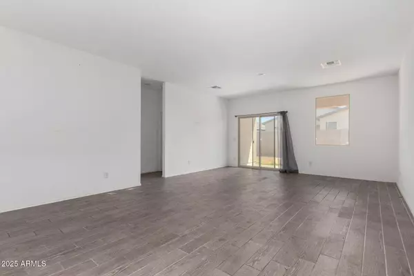 47859 W MOELLER Road, Maricopa, AZ 85139