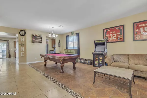 1923 N Cocoa Court, Casa Grande, AZ 85122