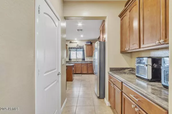 1923 N Cocoa Court, Casa Grande, AZ 85122