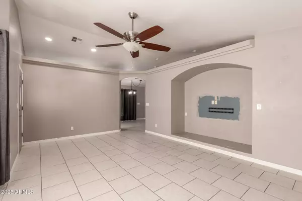 10032 W DEVONSHIRE Drive, Arizona City, AZ 85123