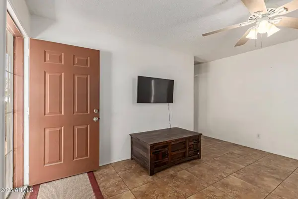 525 N 94TH Way, Mesa, AZ 85207