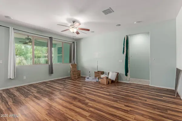 18328 W SAGUARO Lane, Surprise, AZ 85388