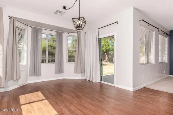 18237 W PORT AU PRINCE Lane, Surprise, AZ 85388