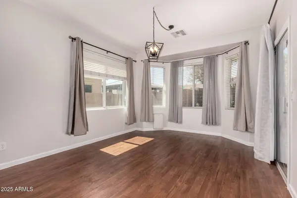 18237 W PORT AU PRINCE Lane, Surprise, AZ 85388