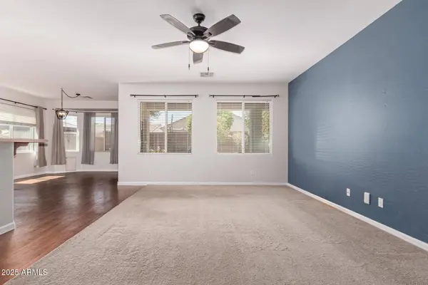 18237 W PORT AU PRINCE Lane, Surprise, AZ 85388