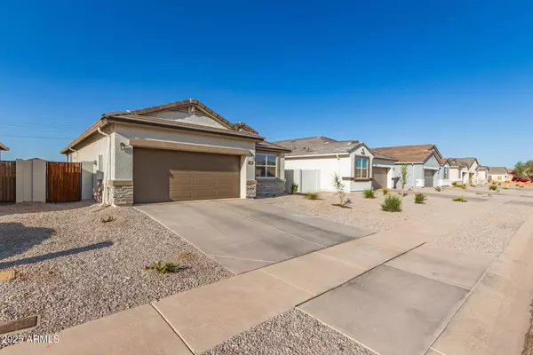 1348 W HESS Avenue, Coolidge, AZ 85128
