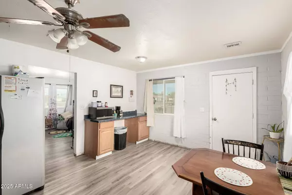 1355 W TULIP Place, Casa Grande, AZ 85122