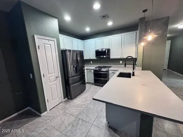 1779 W Stonefield Drive, Chandler, AZ 85286