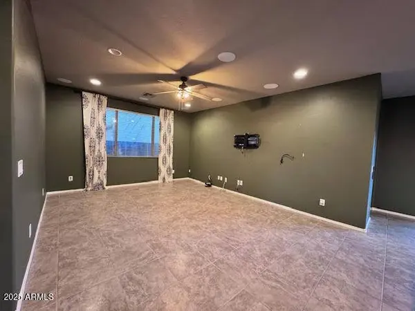 1779 W Stonefield Drive, Chandler, AZ 85286