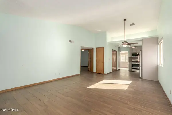 542 S HIGLEY Road #3, Mesa, AZ 85206