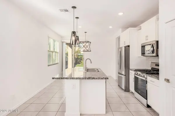 40354 W SUNLAND Drive, Maricopa, AZ 85138
