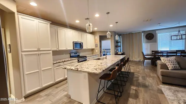 7925 S 24TH Way, Phoenix, AZ 85042