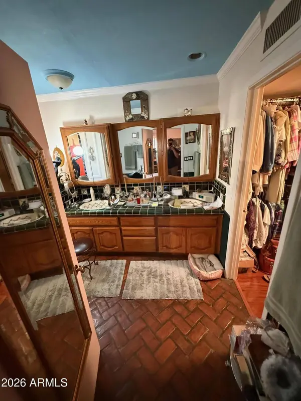1756 W ECHO Lane, Phoenix, AZ 85021