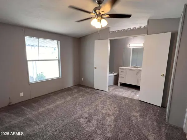 10955 N 79th Avenue #71, Peoria, AZ 85345
