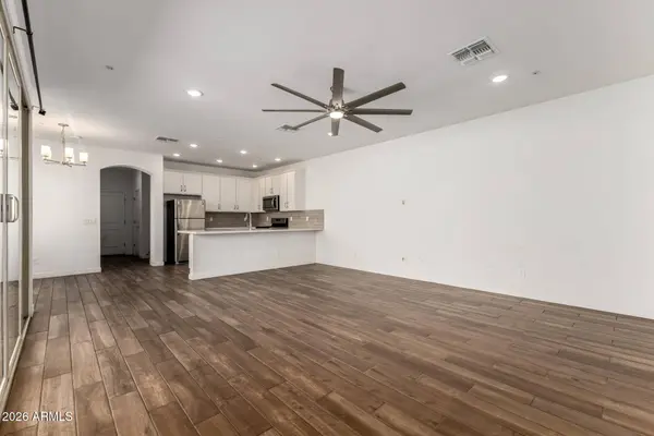 1877 N MARKETSIDE Avenue, Buckeye, AZ 85396