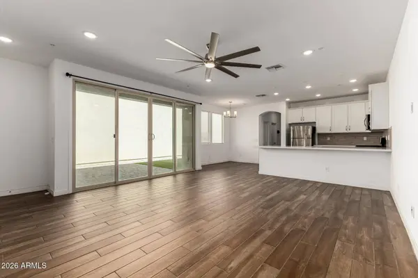 1877 N MARKETSIDE Avenue, Buckeye, AZ 85396
