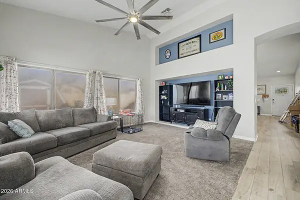 10416 E EDGEWOOD Avenue, Mesa, AZ 85208