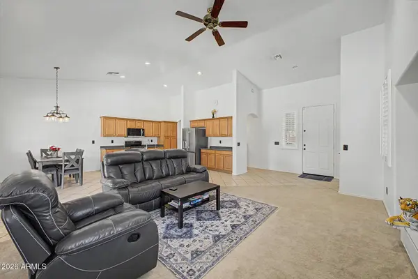 4365 E CHERRY HILLS Drive, Chandler, AZ 85249