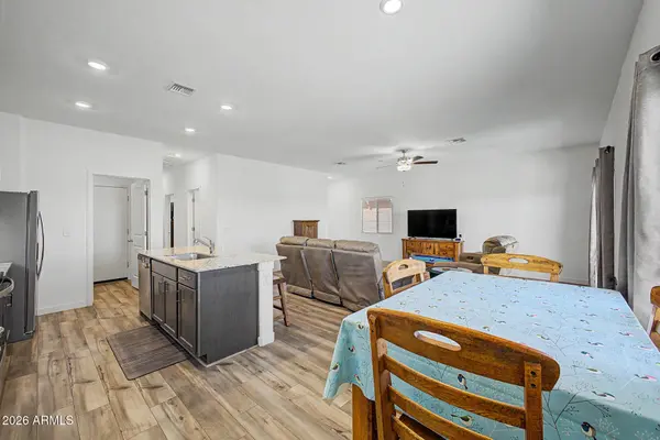640 N CROWNED DOVE Trail, Casa Grande, AZ 85122