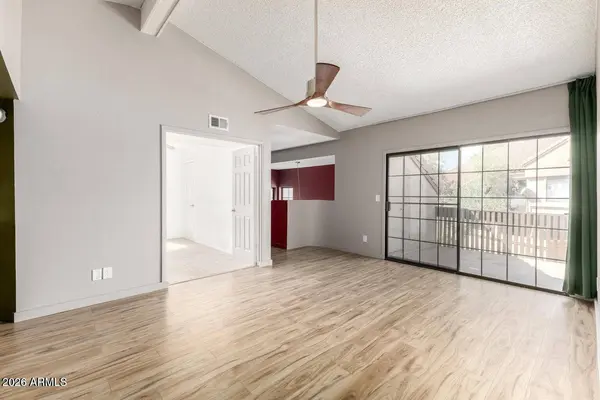 925 N COLLEGE Avenue #G225, Tempe, AZ 85288