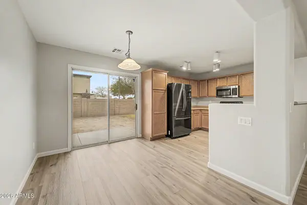 2435 E Olivine Road, San Tan Valley, AZ 85143