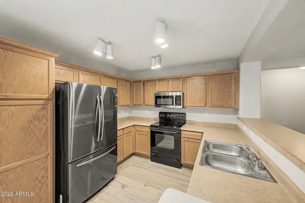 2435 E Olivine Road, San Tan Valley, AZ 85143