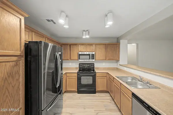 2435 E Olivine Road, San Tan Valley, AZ 85143