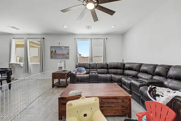 2667 E BLUFF SPRING Avenue, Apache Junction, AZ 85119