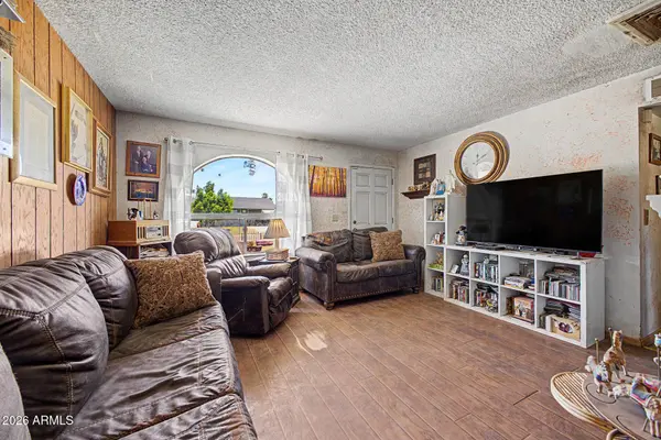 8049 E JEROME Avenue, Mesa, AZ 85209