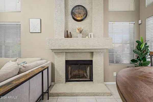 4337 E WINDMERE Drive, Phoenix, AZ 85048