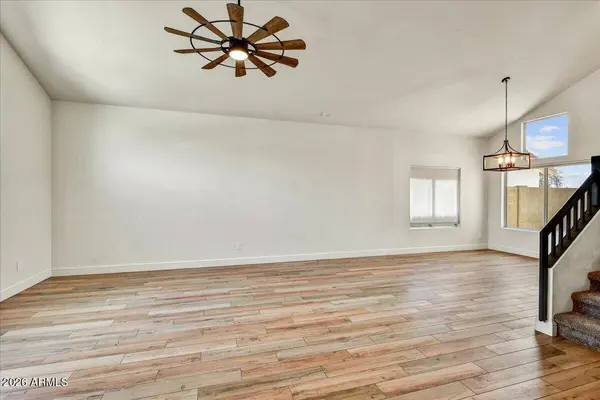 3845 E WINDSONG Drive, Phoenix, AZ 85048