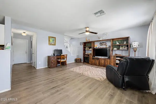 11426 W MADISEN ELLISE Drive, Surprise, AZ 85378