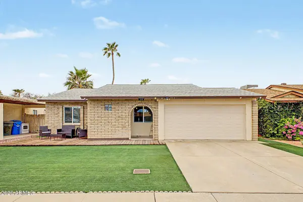 313 E SEQUOIA Drive