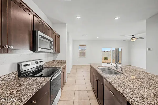 24542 W RAYMOND Street, Buckeye, AZ 85326