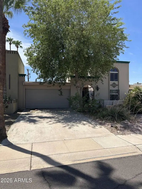 6329 E CATALINA Drive, Scottsdale, AZ 85251