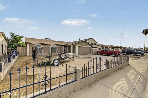 6827 W HOLLY Street, Phoenix, AZ 85035