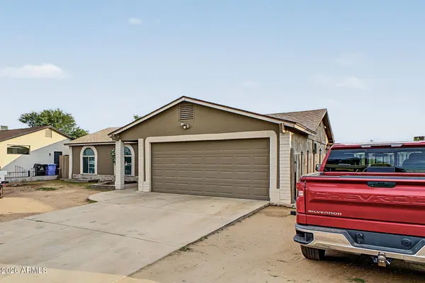 6827 W HOLLY Street, Phoenix, AZ 85035