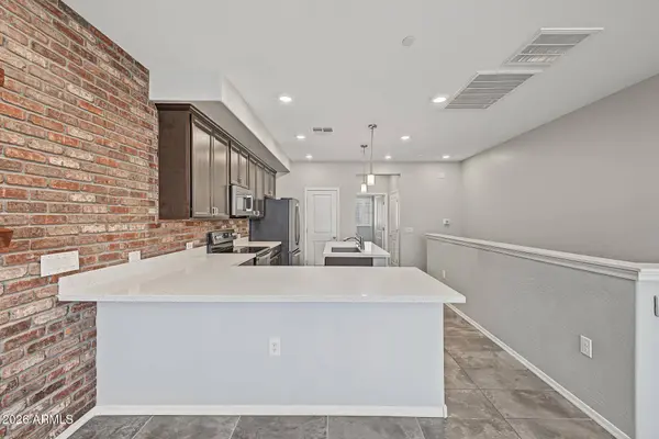2661 S SULLEY Drive #106, Gilbert, AZ 85295