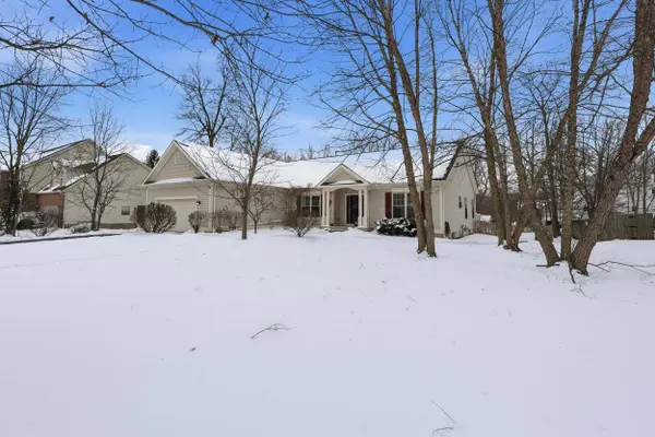 62 Jefferson Ridge Drive, Pataskala, OH 43062