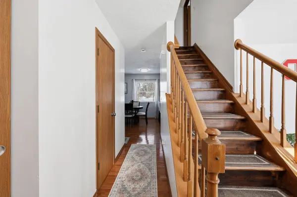 6638 Winbarr Way, Canal Winchester, OH 43110