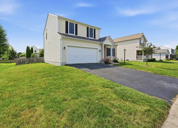 403 Sycamore Creek Street, Pickerington, OH 43147