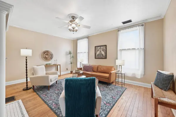 428 E Redbud Alley, Columbus, OH 43206