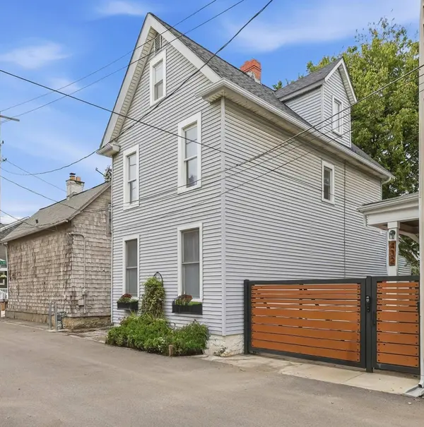428 E Redbud Alley, Columbus, OH 43206