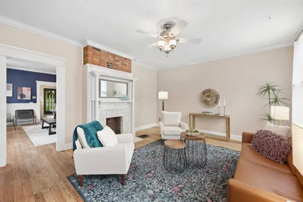428 E Redbud Alley, Columbus, OH 43206
