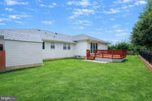 8100 LANGBROOK RD, Springfield, VA 22152