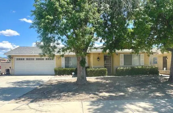 528 N Girard ST, Hemet, CA 92544