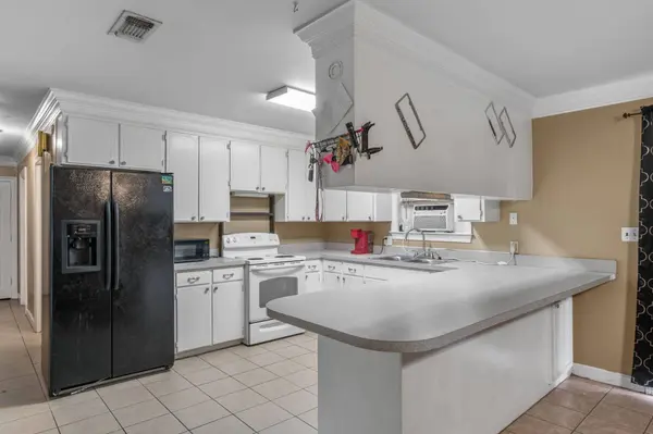 6436 Spruce Street, Milton, FL 32570